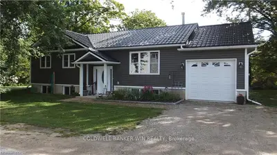 19 Maple Street, Wellington North, On N0g 1n0
