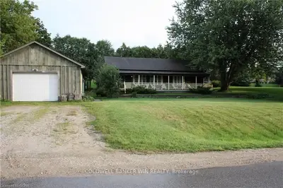 710 Queen Street E, Wellington North, On N0g 2l3