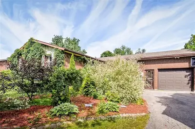 77 Victoria Crescent, Centre Wellington, On N1m 2w3
