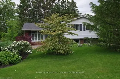 405 Hill Street E, Centre Wellington, On N1m 1h6