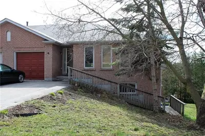 464 St Patrick Street E, Centre Wellington, On N1m 1m9