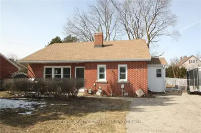 169 Forfar Street E, Centre Wellington, On N1m 1b3