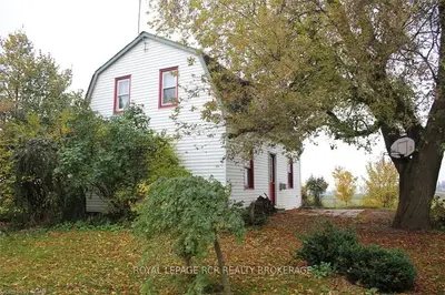 9539 13 Side Road, Wellington North, On N0g 1n0
