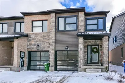 10 Vaughan Street 4, Guelph, On N1g 1y7