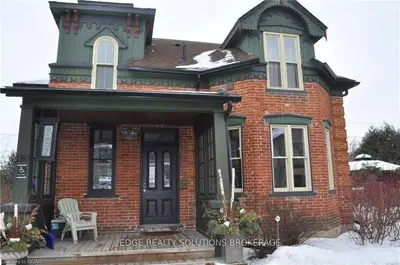 180 St Andrew Street E, Centre Wellington, On N1m 1p8