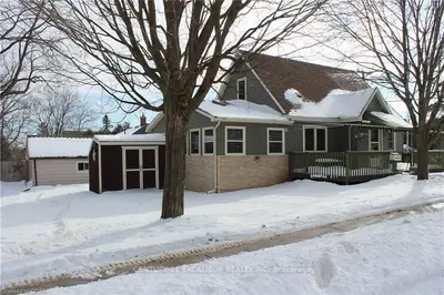 300 Hill Street E, Centre Wellington, On N1m 1h4