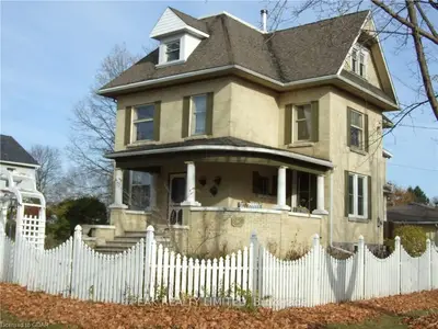 308 Fergus Street N, Wellington North, On N0g 2l2