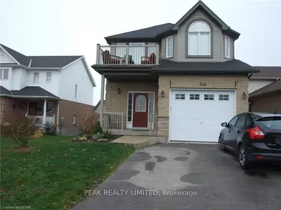 924 Gzowski Street, Centre Wellington, On N1m 3v9