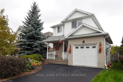 14 Robertson Street, Centre Wellington, On N1m 3p8