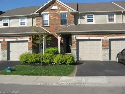 124 Gosling Gardens 61, Guelph, On N1g 5k6