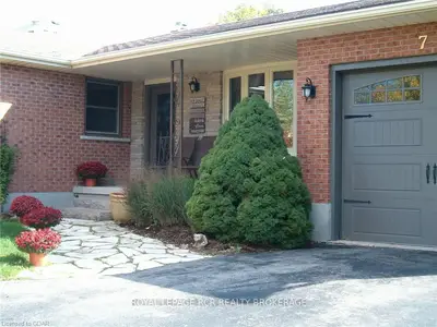 7 Gourlay Road, Centre Wellington, On N0b 1s0