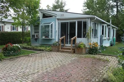 3-517 Poplar Place, Centre Wellington, On N1m 2w5
