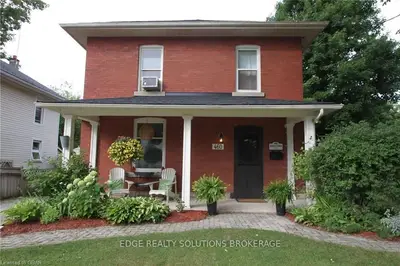 460 Tower Street N, Centre Wellington, On N1m 2n9