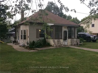 791 Waterloo Street, Wellington North, On N0g 2l3