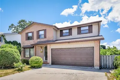 709 Scottsdale Drive, Guelph, On N1g 3p3