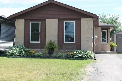392 Strathallan Street, Centre Wellington, On N1m 3l7