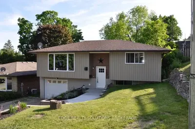 149 Herrick Street N, Centre Wellington, On N1m 2y5