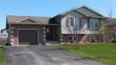 140 Owen Road, Wellington North, On N0g 2l2