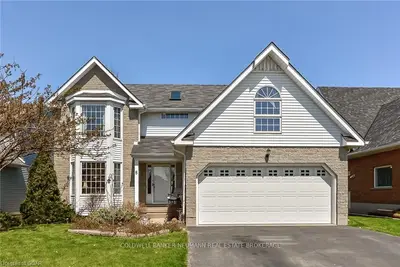 8 Cranberry Court, Guelph, On N1k 1r7