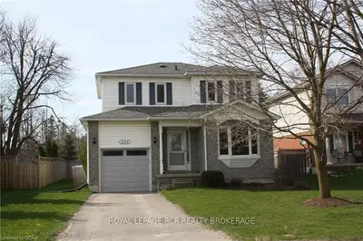 233 Elizabeth Street, Centre Wellington, On N1m 3n1
