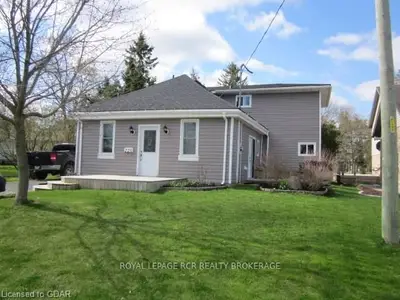 220 Adelaide Street, Wellington North, On N0g 1a0