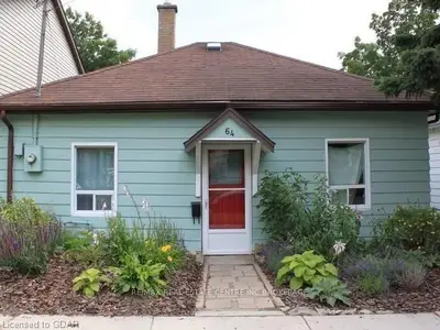 64 Essex Street, Guelph, On N1h 3l1