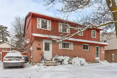 17 Mason Court, Guelph, On N1g 3g9