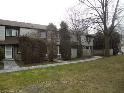 398 Scottsdale Drive, Guelph, On N1g 2z8