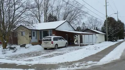 293 Clarke Street, Wellington North, On N0g 1a0