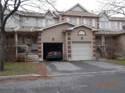 302 W College Avenue 169, Guelph, On N1s 4t6