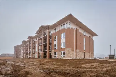 103 Westminster Crescent 109, Centre Wellington, On N1m 2r3
