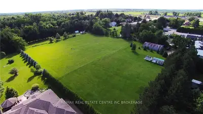 961 St David Street N, Centre Wellington, On N1m 2w3