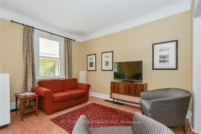241 Suffolk Street W, Guelph, On N1h 2k1