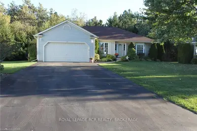 161 Pine Ridge Road, Centre Wellington, On N0b 1j0