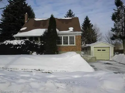 13 Rosewood Ave, Guelph, On, N1h 5z9