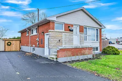 Detached in Hamilton