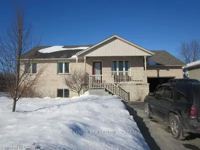 350 Domville St, Wellington North, On, N0g 1a0