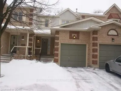 #45 302 College Ave W, Guelph, On, N1g 4t6