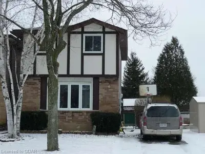 6 Upton Cres, Guelph, On, N1e 6p2