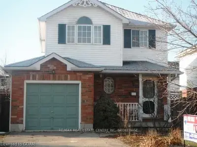 37 Robertson St, Centre Wellington, On, N1m 3p7