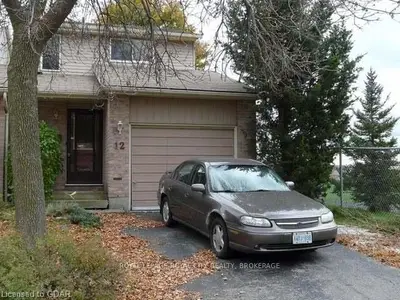12 Grinyer Dr, Guelph, On, N1e 6r7