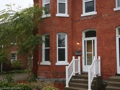 52 Wilson St, Woodstock, On, N4s 3n5
