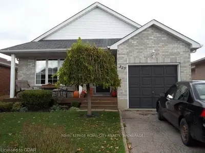 325 Tait Crs, Centre Wellington, On, N1m 3p8