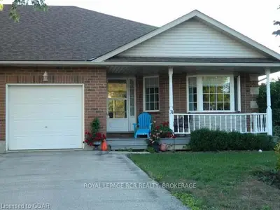31 Clarke St, Centre Wellington, On, N0b 1s0