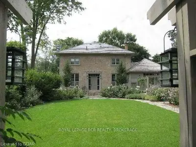 107 James St, Centre Wellington, On, N0b 1s0