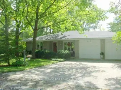 561 Oakview Crs, Wellington North, On, N0g 2l2