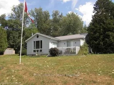 737 Seventh St, Centre Wellington, On, N0b 1j0