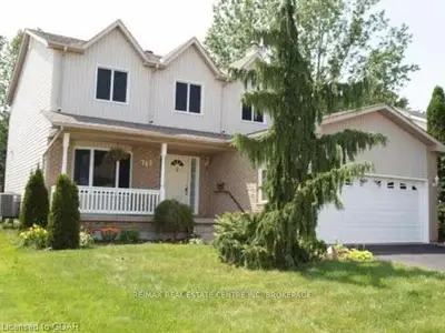 761 Woodhill Dr, Centre Wellington, On, N1m 3n2