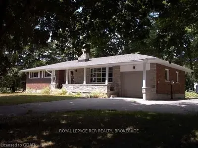 348 Colborne St, Centre Wellington, On, N0b 1s0
