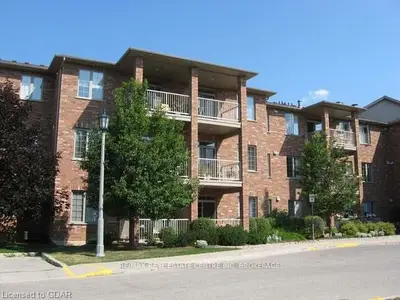 #310 20 Station Square, Centre Wellington, On, N0b 1s0